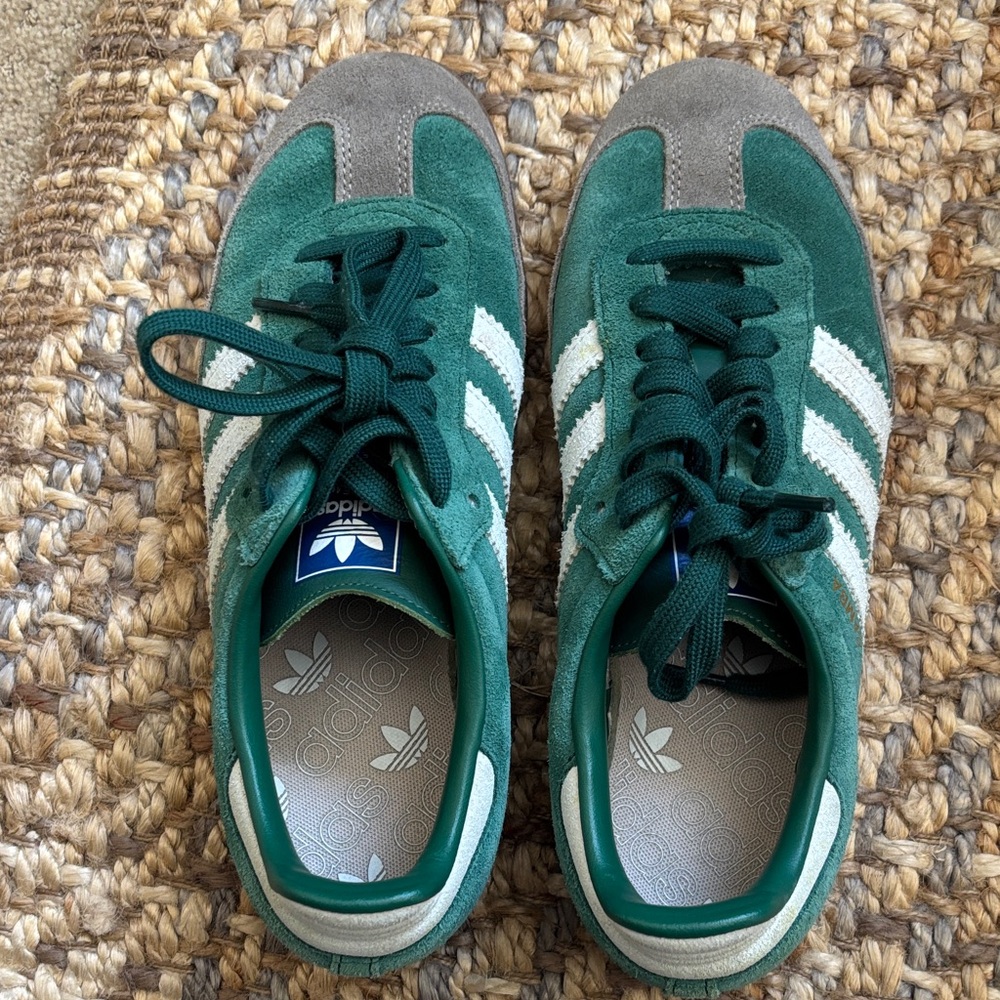 Adidas Samaba OG size 8 mens- women’s size 9